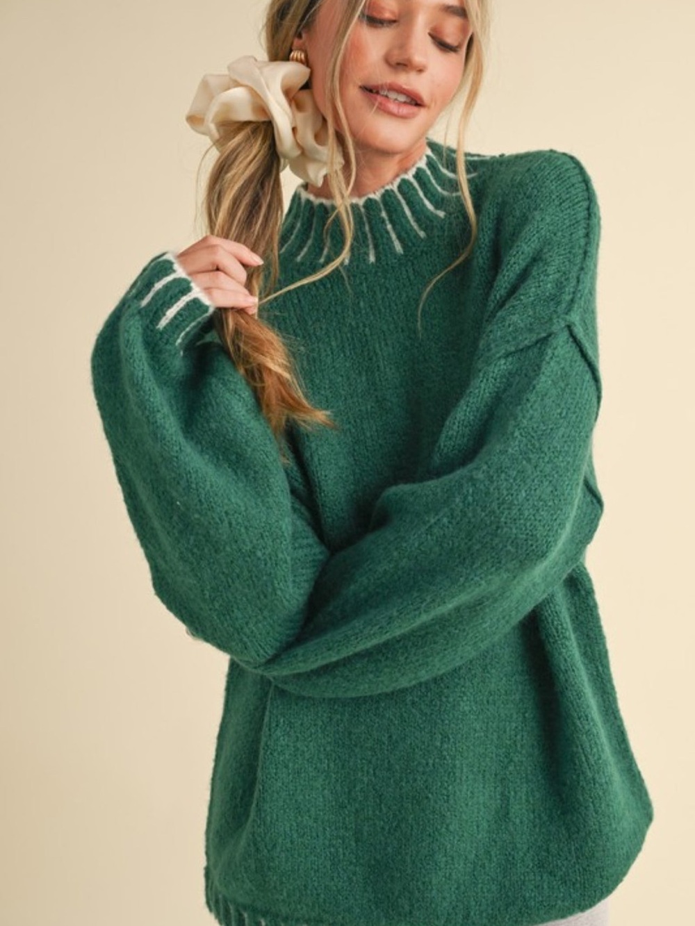 &Merci Emerald Green Fuzzy Contrast Blanket Stitch Trim Mock Neck Sweater M